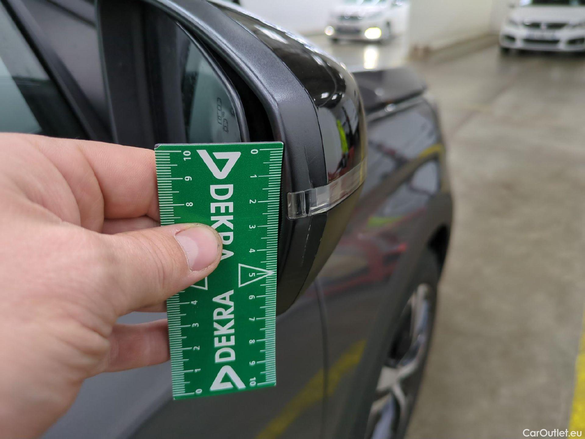  Peugeot  3008 PEUGEOT  / 2016 / 5P / SUV Hybrid4 300 e-EAT8 GT Line #62