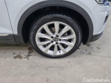  Volkswagen  T-ROC VOLKSWAGEN  / 2017 / 5P / SUV 1.5 TSI ACT ADVANCED #17