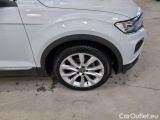  Volkswagen  T-ROC VOLKSWAGEN  / 2017 / 5P / SUV 1.5 TSI ACT ADVANCED #24