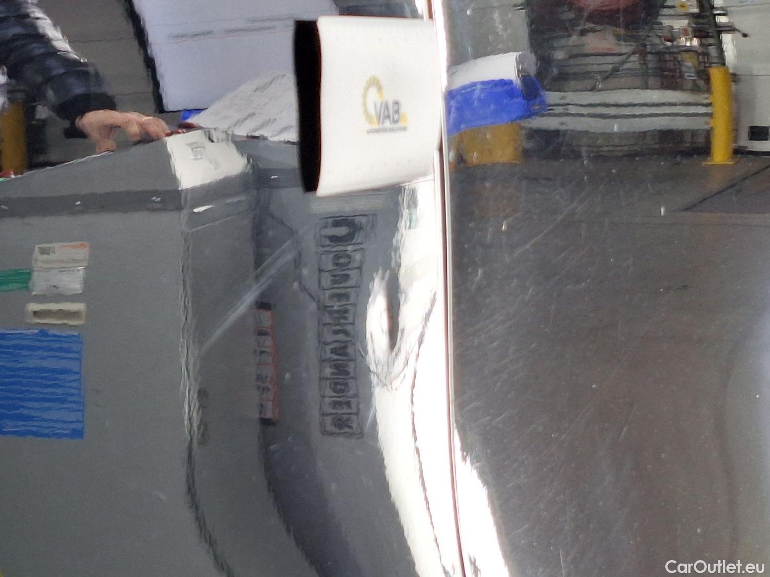  Renault  Grand Scenic Renault, Gr.Scénic '16, Renault Grand Scénic Blue dCi 120 EDC Bose Edition #19