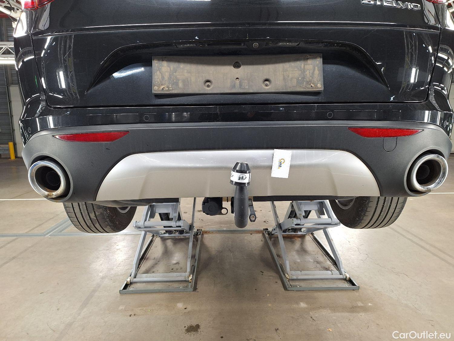  Alfa Romeo   STELVIO Alfa Romeo, '17, Alfa Romeo 2.2 D 160 Super 5d #8