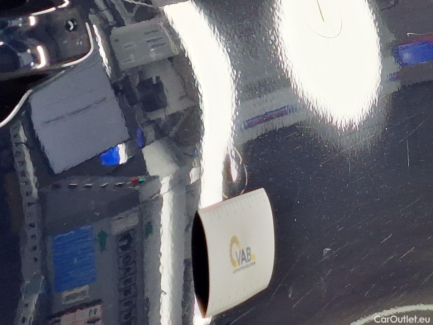  Audi  Q3 Audi,  '18, Audi  35 TFSI S tronic 5d #31