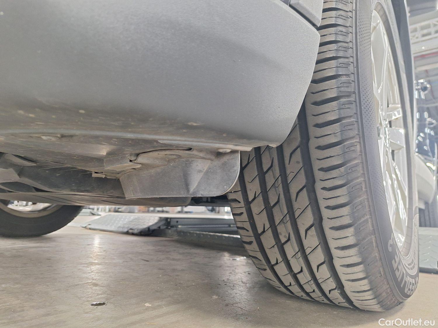  Audi  Q3 Audi,  '18, Audi  35 TDI S Tronic Business Edition 5d #51