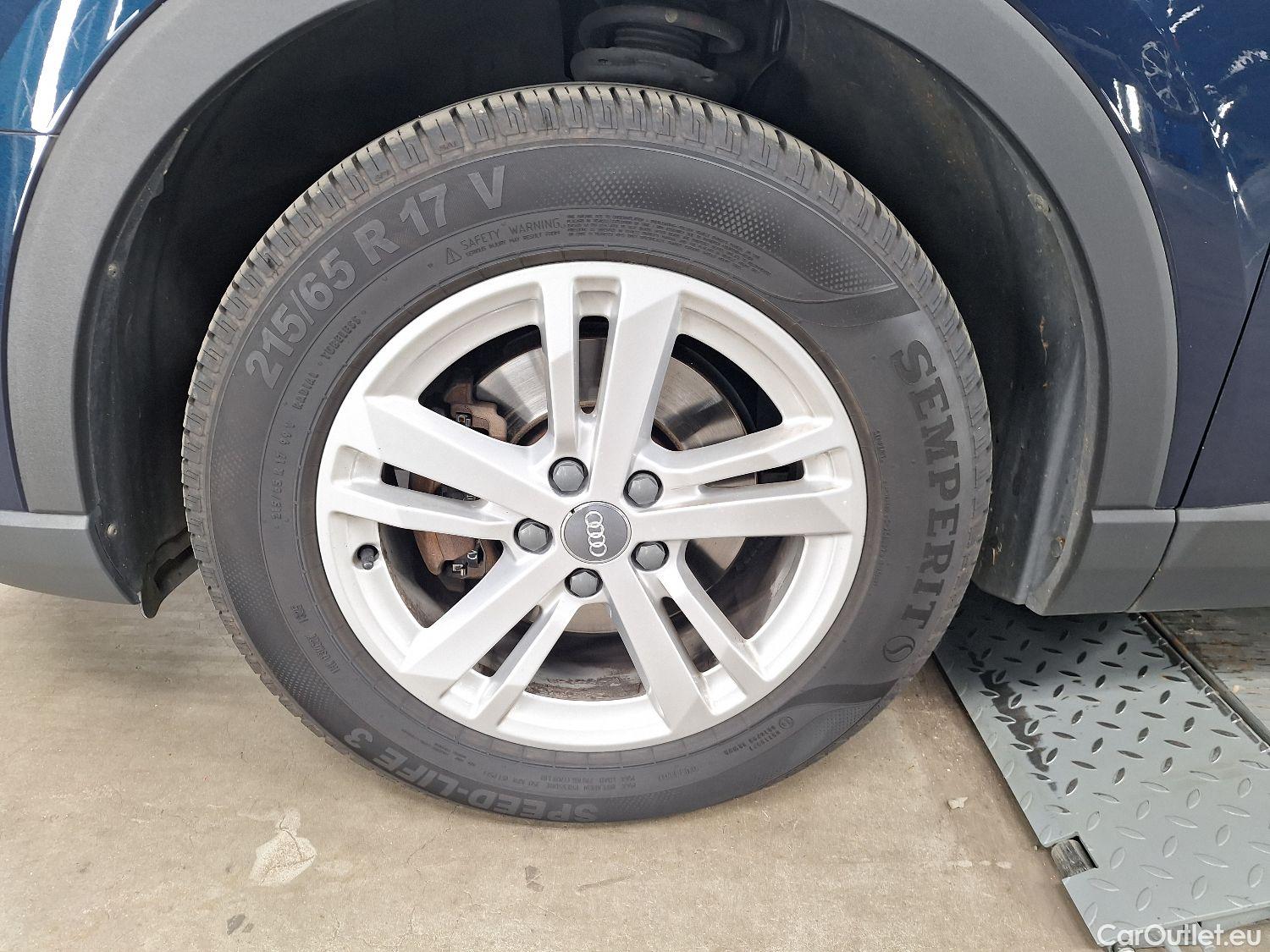  Audi  Q3 Audi,  '18, Audi  35 TDI S Tronic Business Edition 5d #50