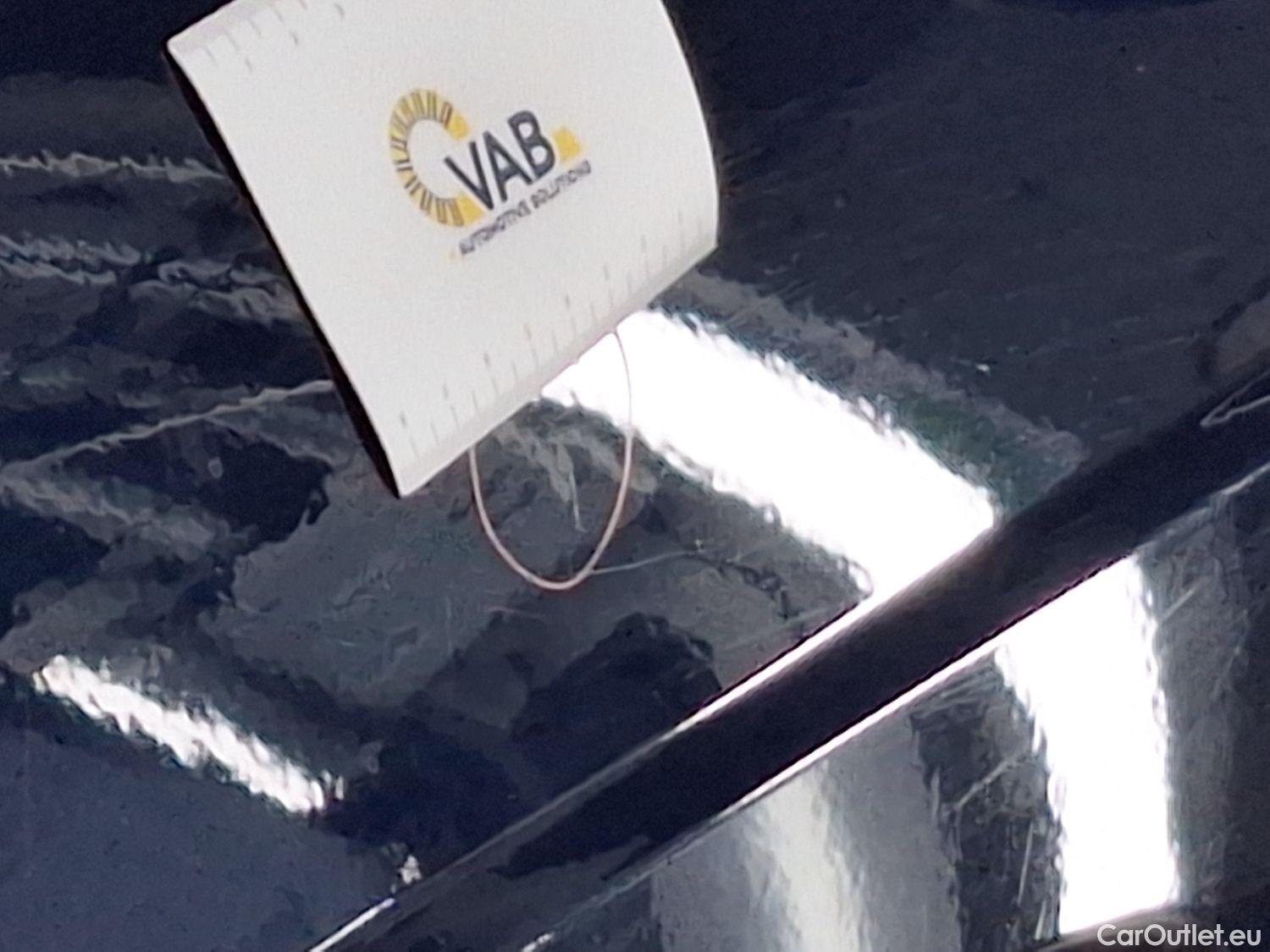  Audi  Q3 Audi,  '18, Audi  35 TDI S Tronic Business Edition 5d #22