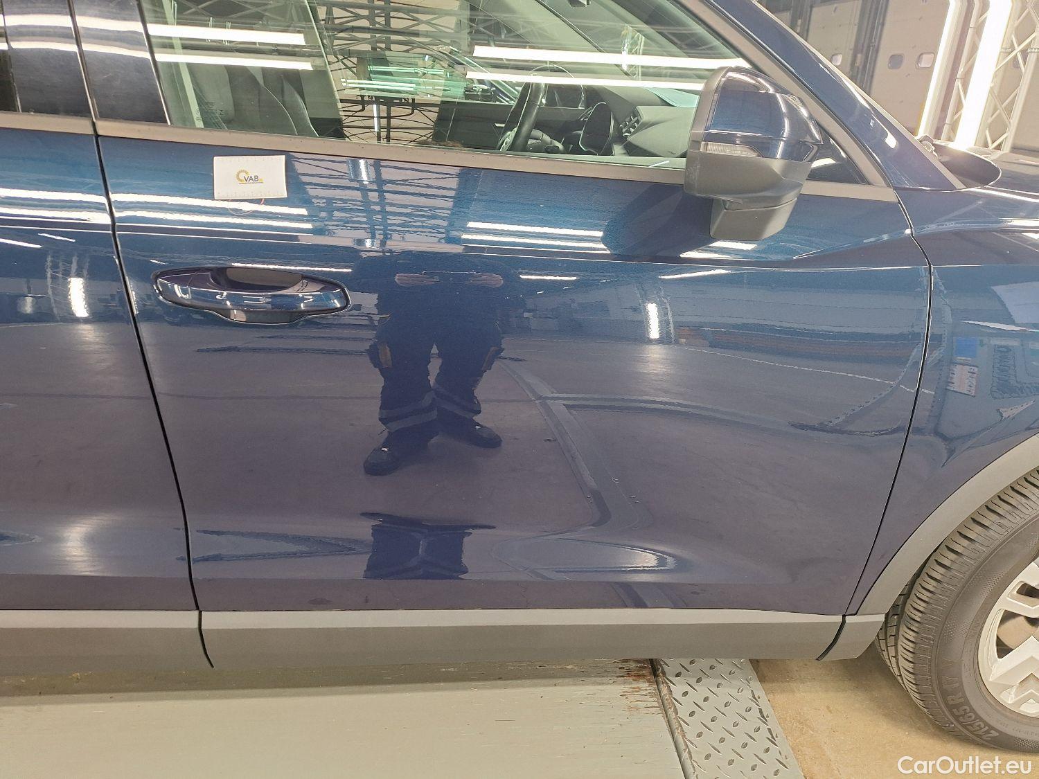  Audi  Q3 Audi,  '18, Audi  35 TDI S Tronic Business Edition 5d #21