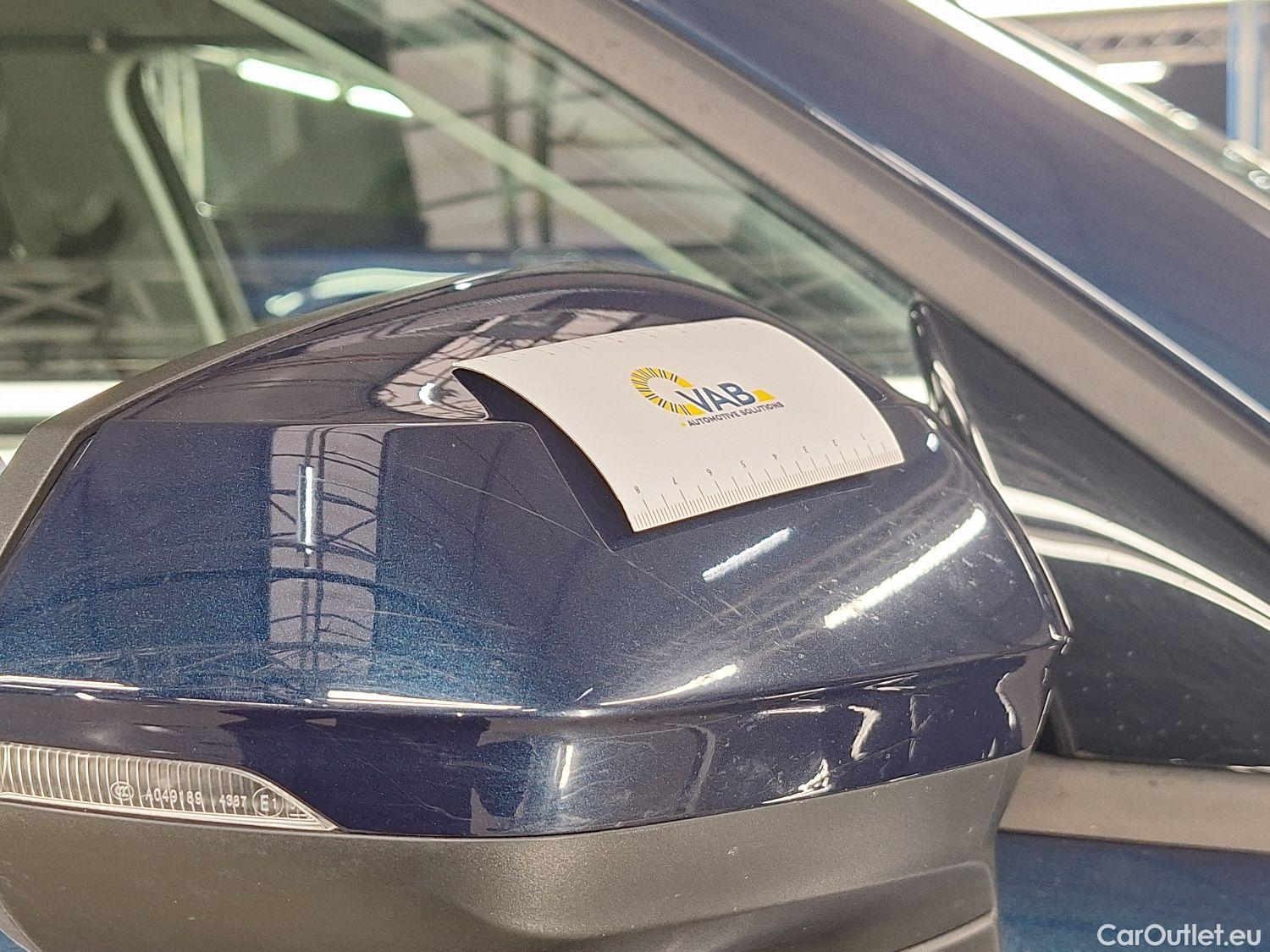  Audi  Q3 Audi,  '18, Audi  35 TDI S Tronic Business Edition 5d #20