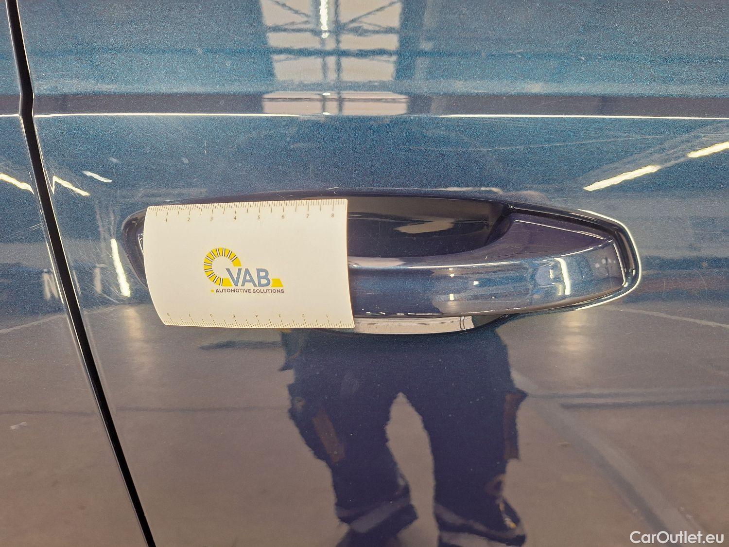  Audi  Q3 Audi,  '18, Audi  35 TDI S Tronic Business Edition 5d #25