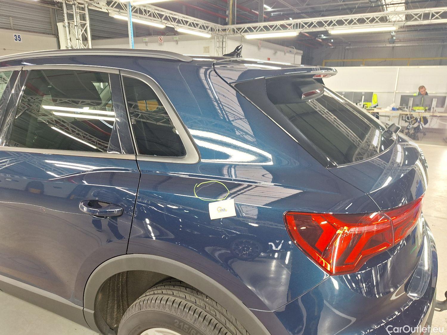  Audi  Q3 Audi,  '18, Audi  35 TDI S Tronic Business Edition 5d #1