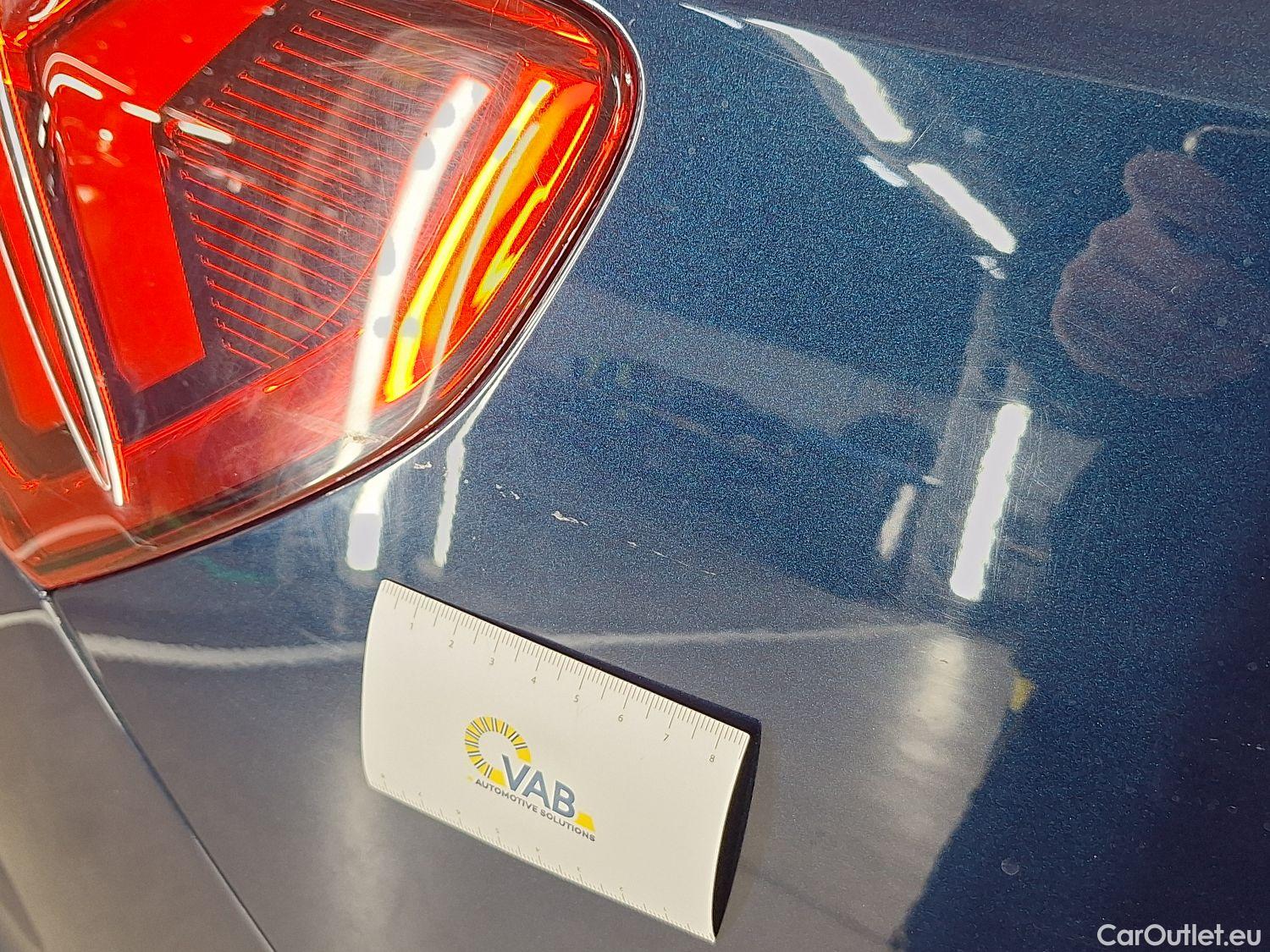  Audi  Q3 Audi,  '18, Audi  35 TDI S Tronic Business Edition 5d #33