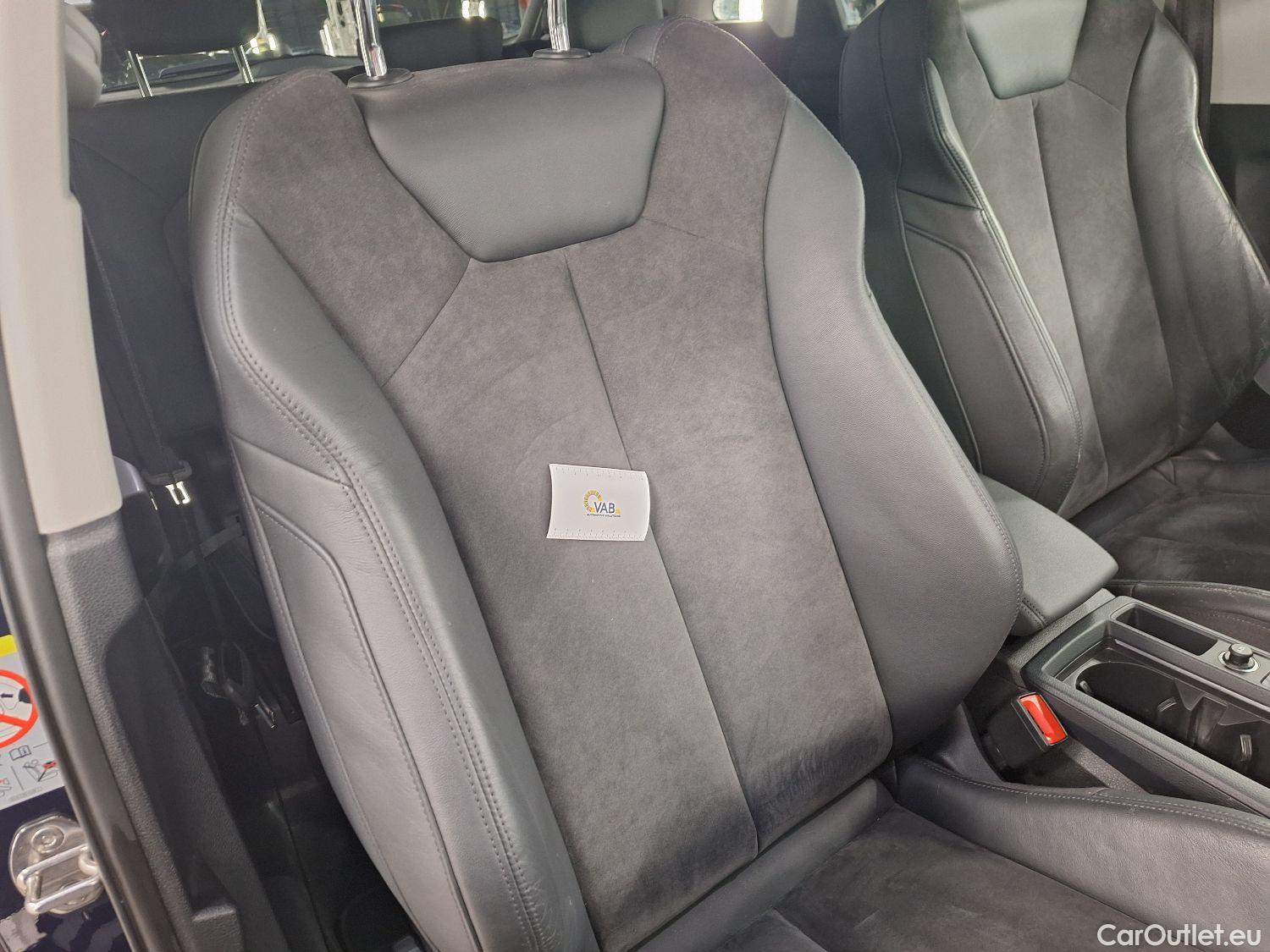  Audi  Q3 Audi,  '18, Audi  35 TDI S Tronic Business Edition 5d #9