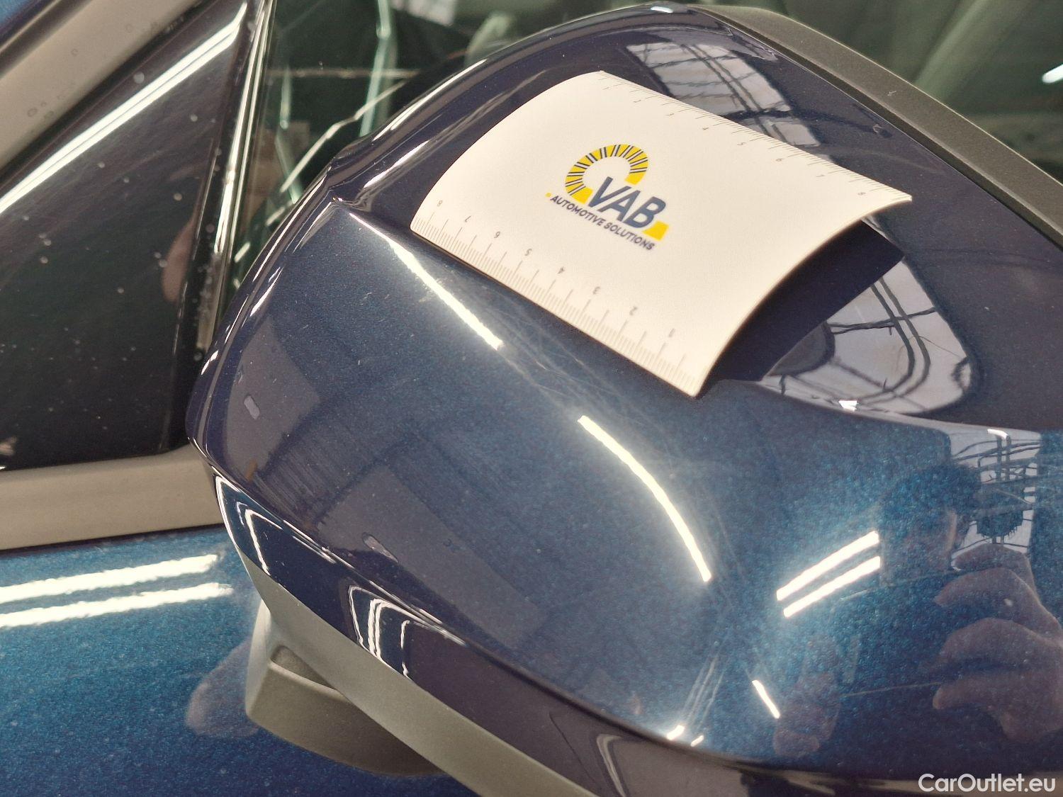  Audi  Q3 Audi,  '18, Audi  35 TDI S Tronic Business Edition 5d #39