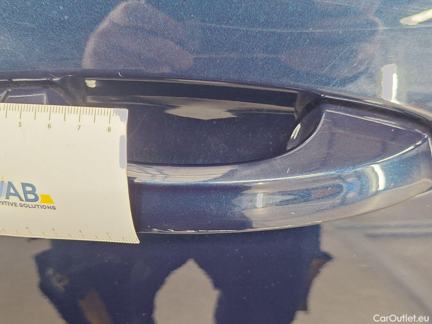  Audi  Q3 Audi,  '18, Audi  35 TDI S Tronic Business Edition 5d #26