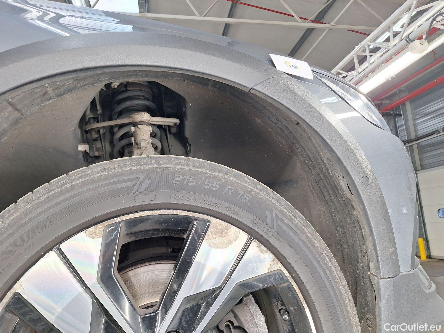  Volvo  V60 Volvo,  '18, Volvo  Cross Country B4 4x4 Geartronic Cross Co #20