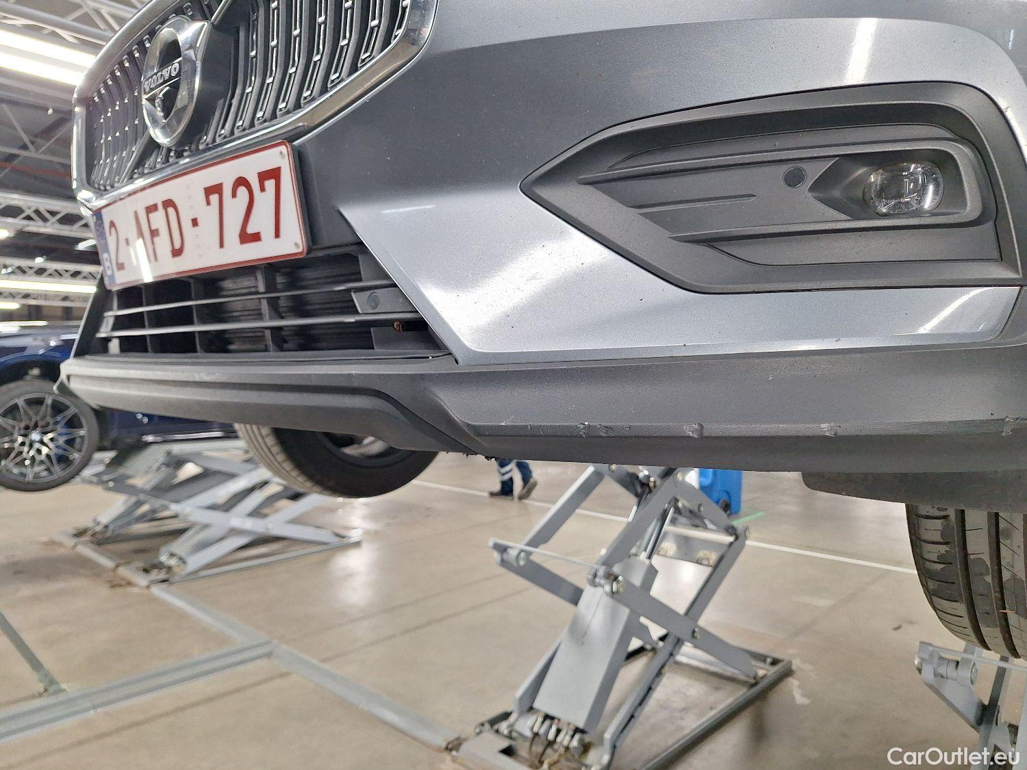  Volvo  V60 Volvo,  '18, Volvo  Cross Country B4 4x4 Geartronic Cross Co #15