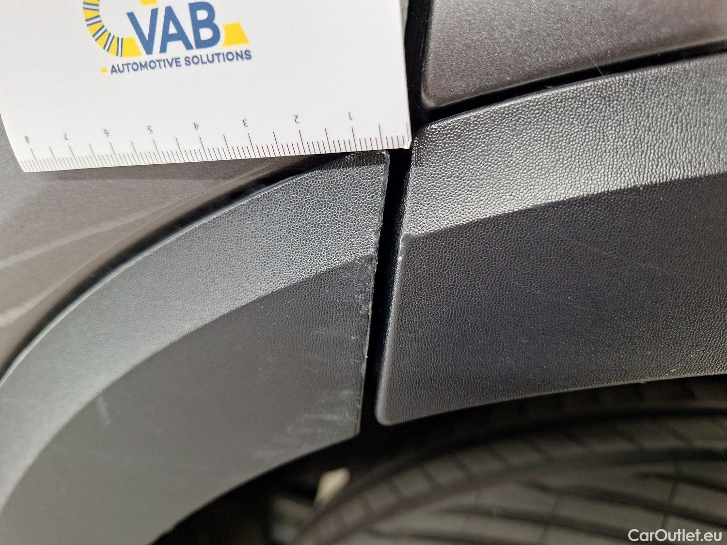  Mercedes  GLB Mercedes,  '19, Mercedes-Benz   200 d 4MATIC Business Soluti 7pl #39