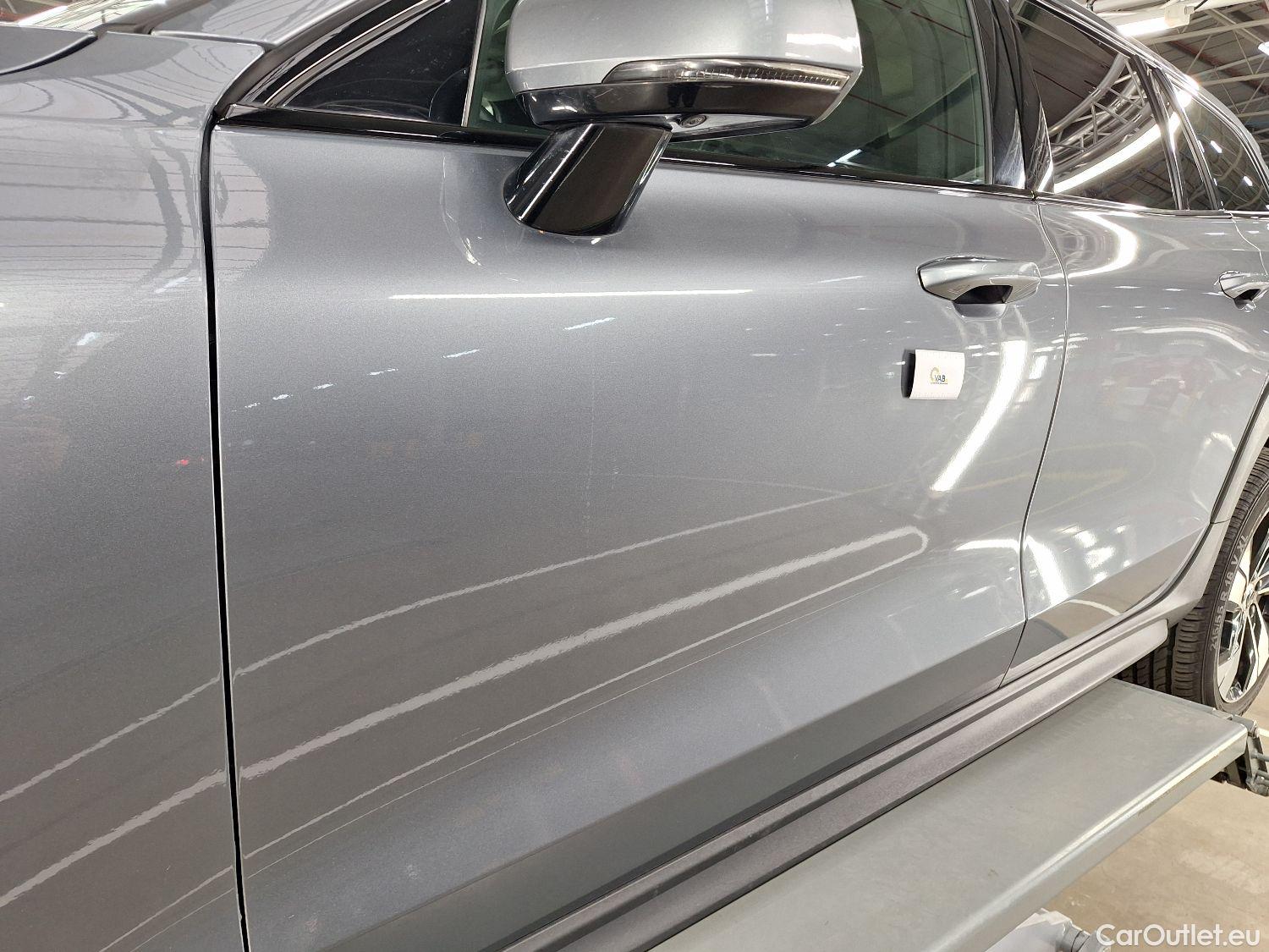  Volvo  V60 Volvo,  '18, Volvo  Cross Country B4 4x4 Geartronic Cross Co #37