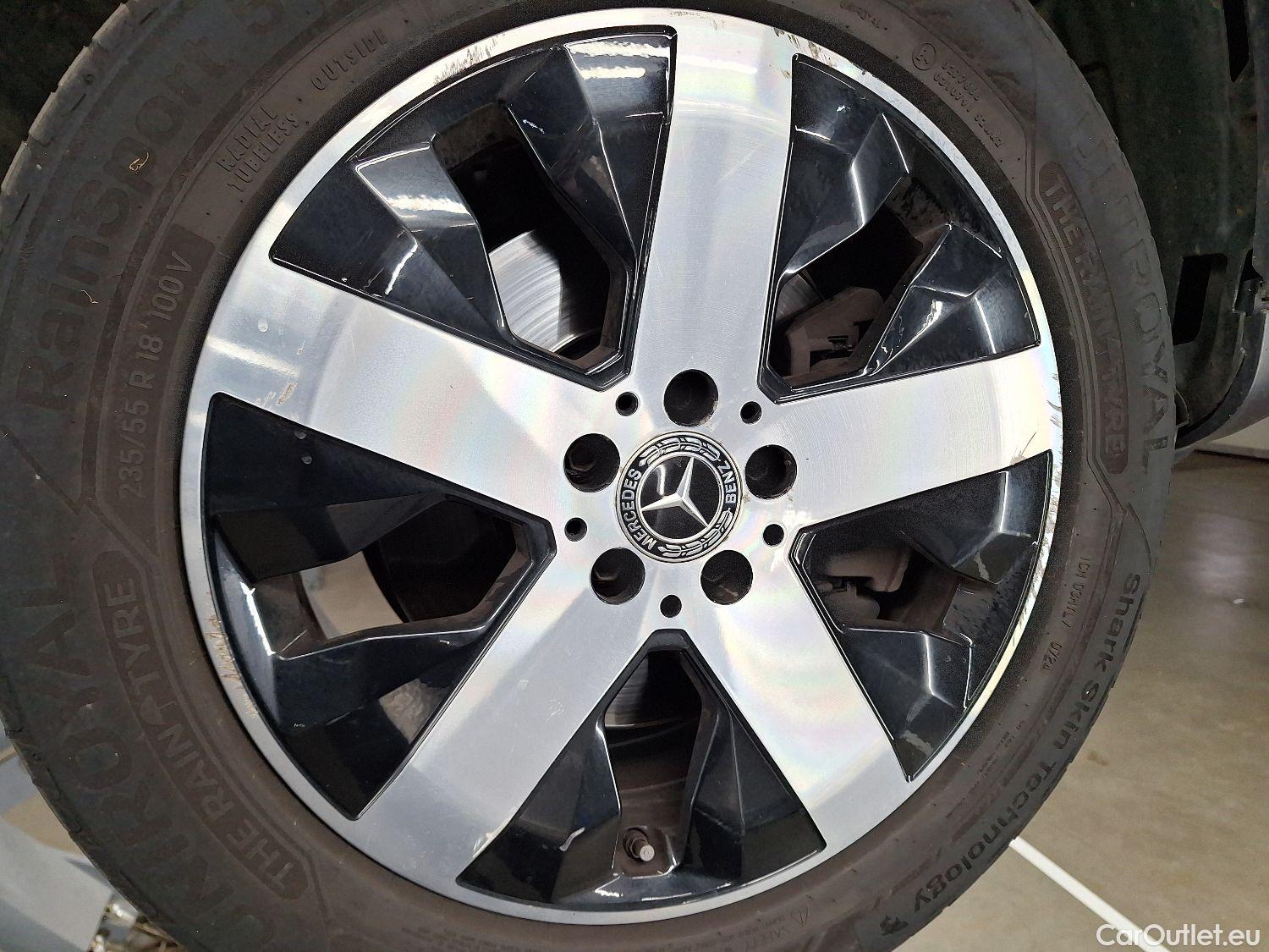  Mercedes  GLB Mercedes,  '19, Mercedes-Benz   200 d 4MATIC Business Soluti 7pl #3