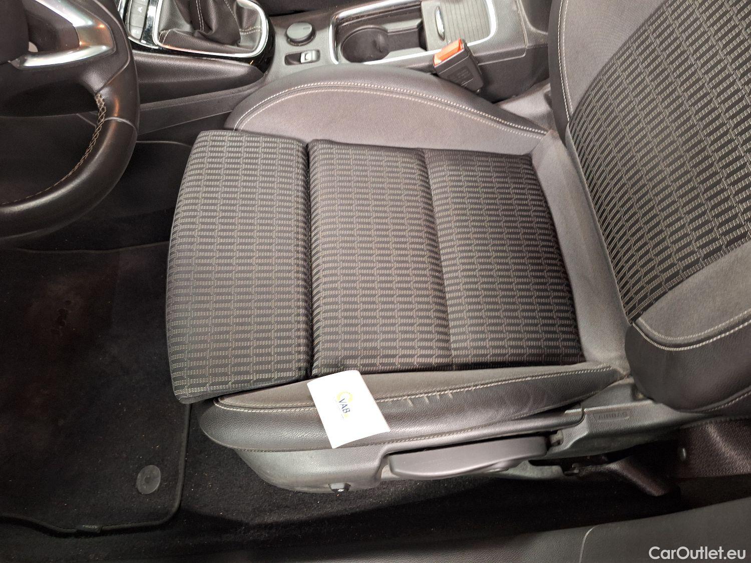  Opel  Astra Opel,  FL'19, Opel  1.5 Turbo D 90kW S/S Elegance 5d #1