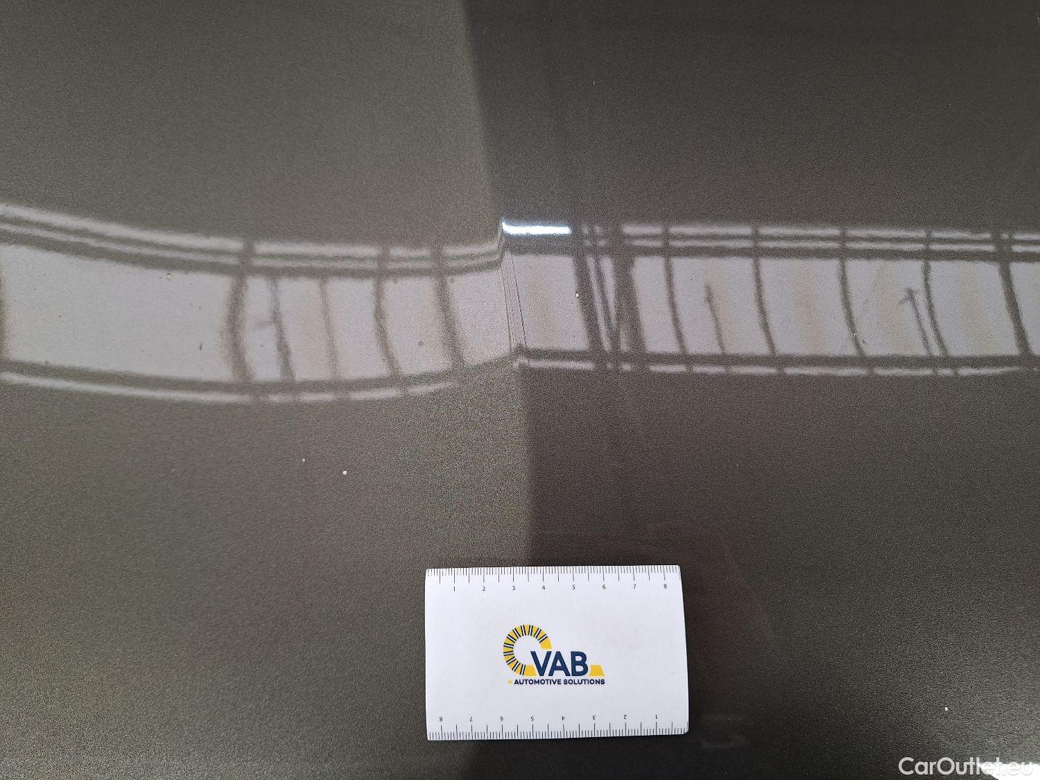  Peugeot  5008 Peugeot,  '16, Peugeot  1.2 PureTech 96kW S&S EAT8 Active 5d #51