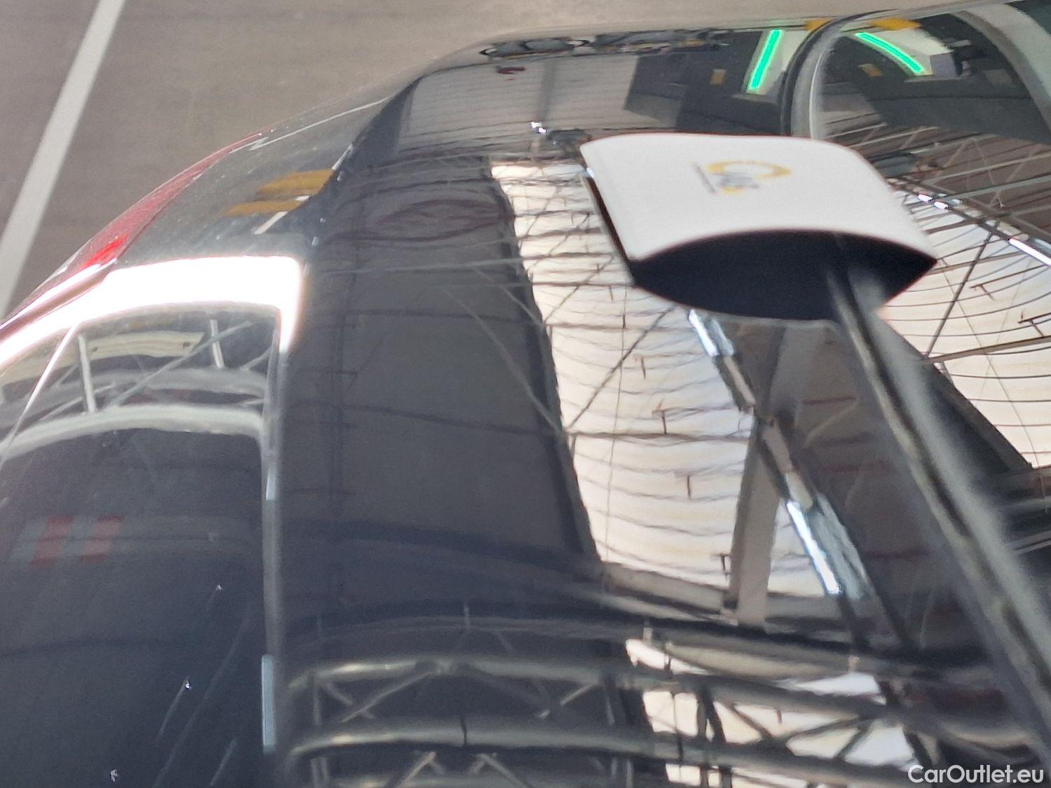  Mercedes  CLA-Klasse Mercedes, CLA-Class SB '19, Mercedes-Benz CLA Shooting Brake CLA 180 d Aut. 5d #38