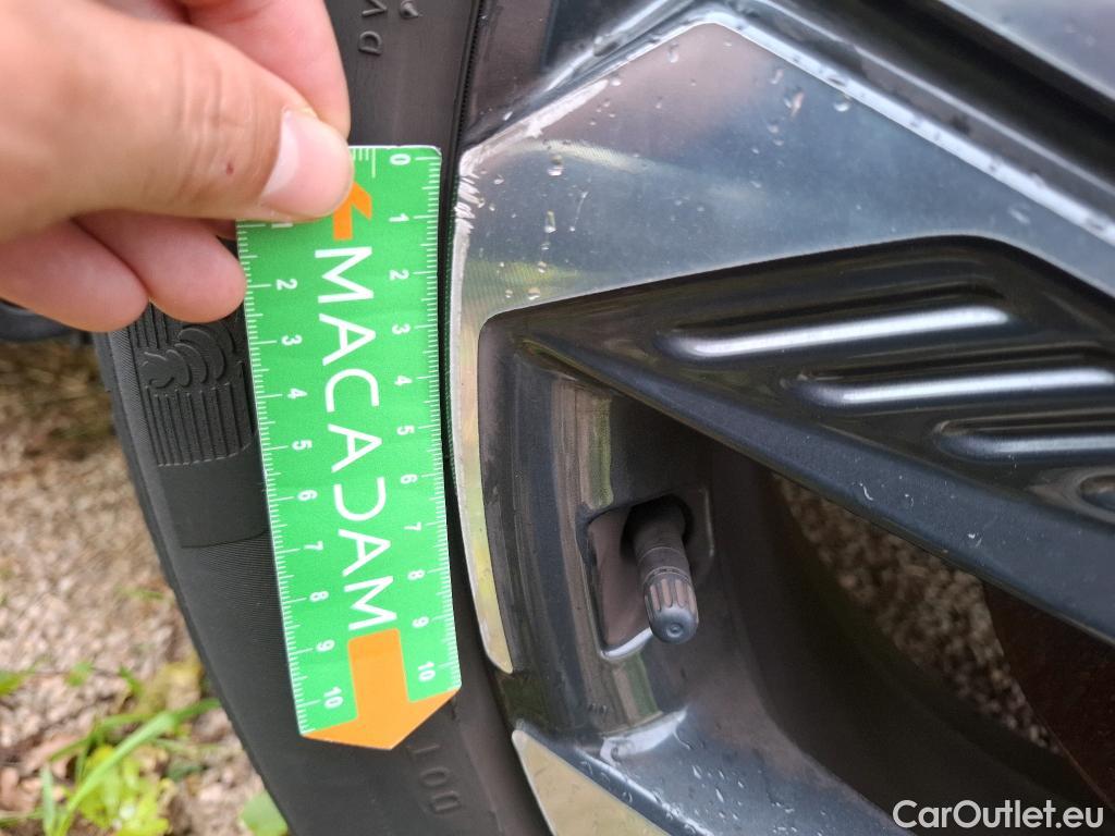  Hyundai  Tucson  Executive Hybrid 2WD 1.6 T-GDI 230CV BVA7 E6d #4