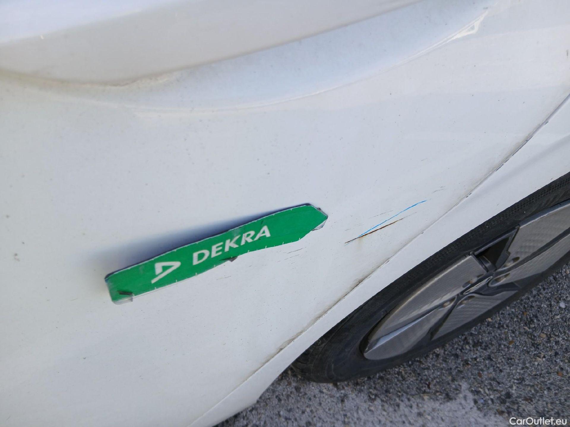  Hyundai   Ioniq HYUNDAI / 2019 / 5P / berlina con portón 1.6 GDI HEV Klass DCT #20