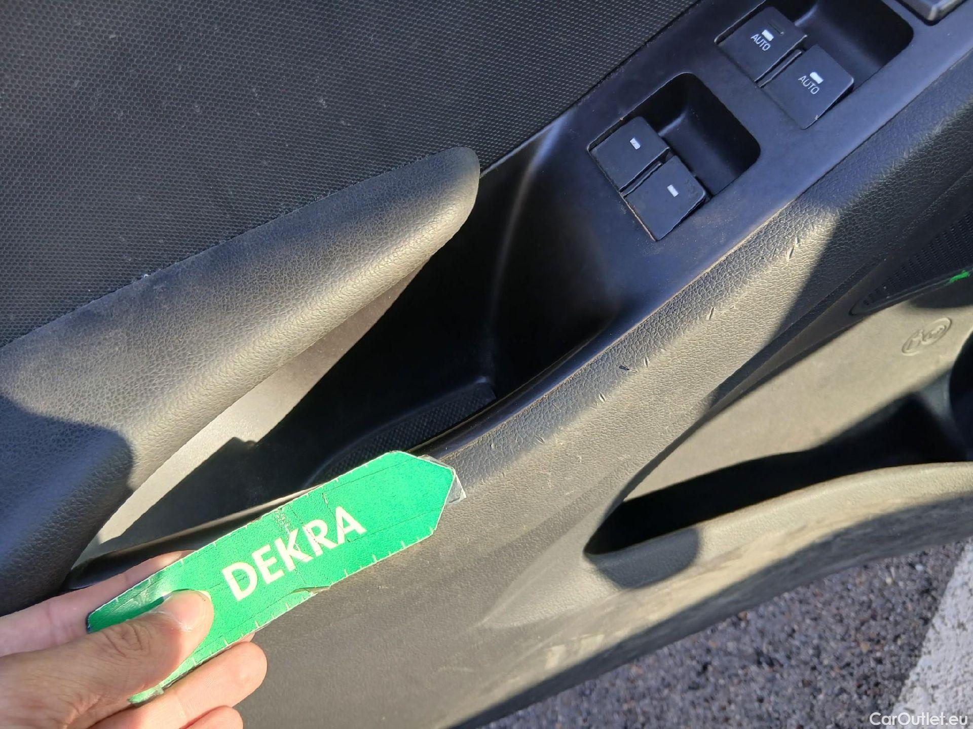  Hyundai   Ioniq HYUNDAI / 2019 / 5P / berlina con portón 1.6 GDI HEV Klass DCT #22