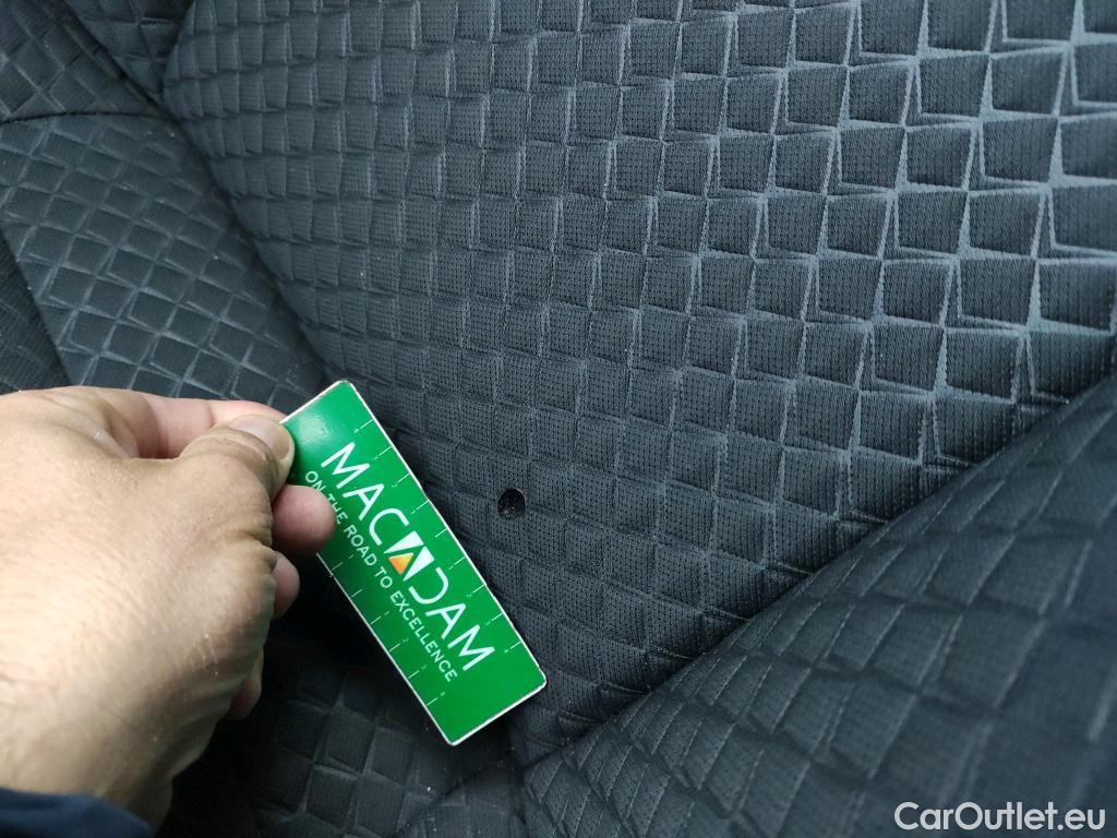  Toyota  C-HR TOYOTA  / 2019 / 5P / todoterreno 1.8 125H Active #11