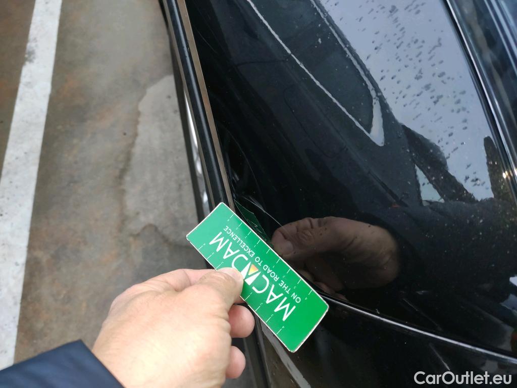  Toyota  C-HR TOYOTA  / 2019 / 5P / todoterreno 1.8 125H Active #17