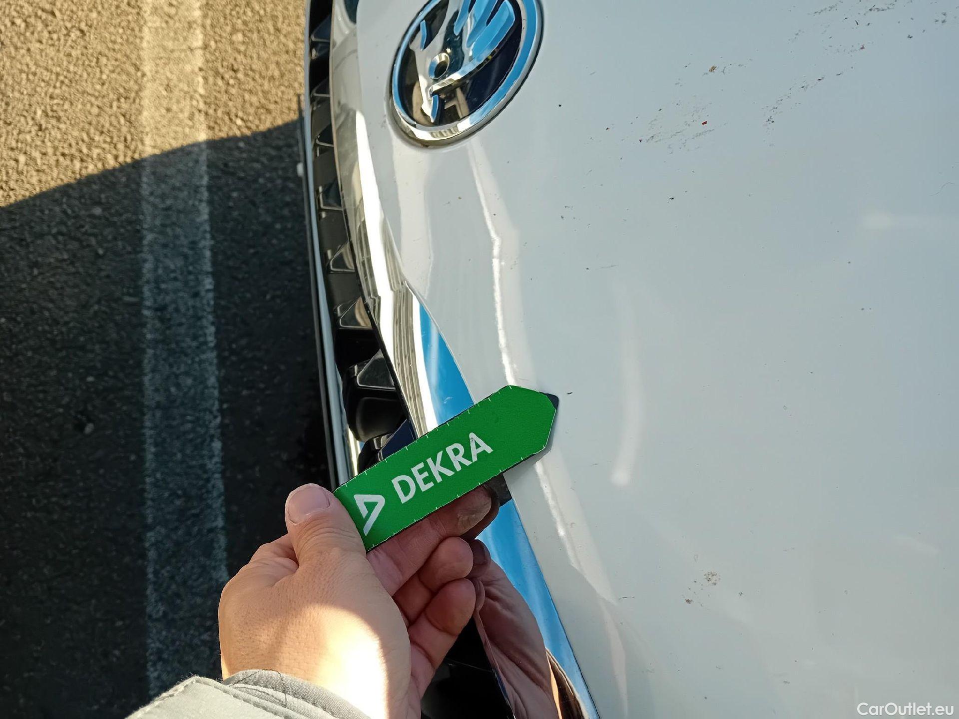  Skoda  Octavia SKODA  / 2020 / 5P / familiar Combi 1.0 TSI 81kW(110CV) DSG mHEV Ambi. #1