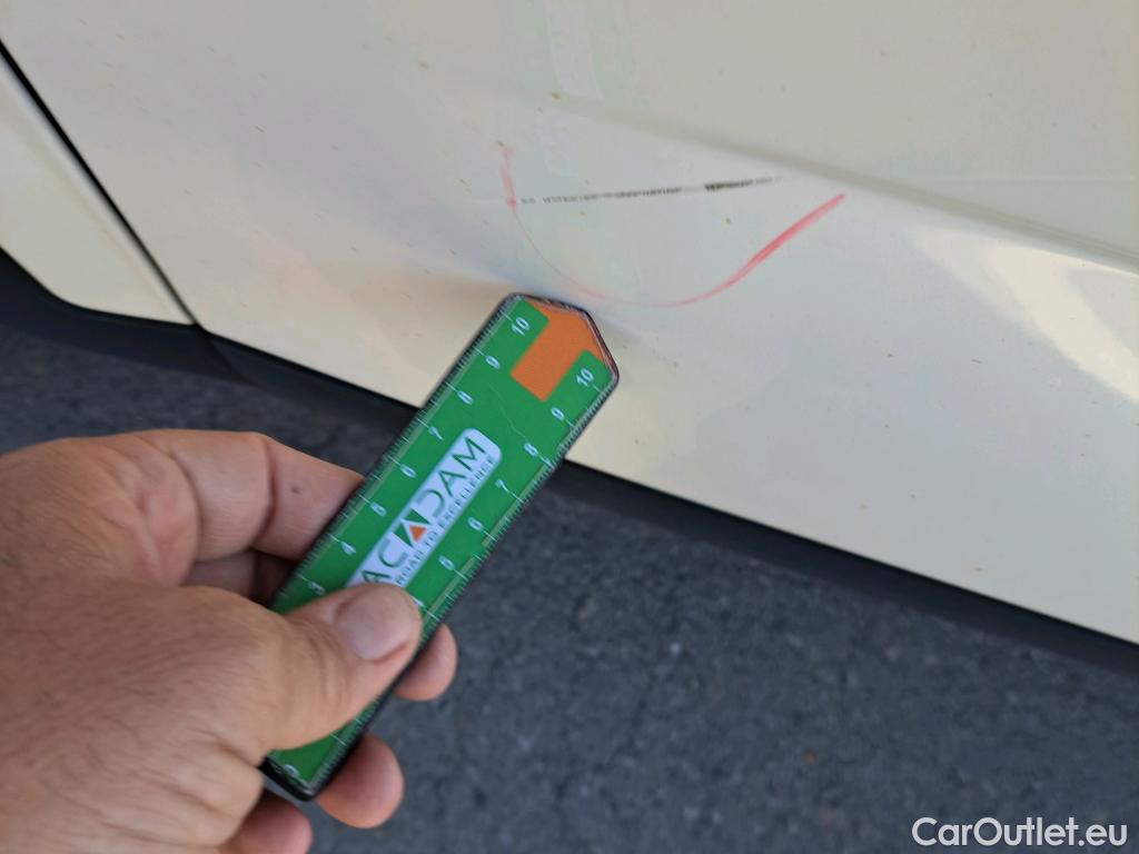  Nissan  Qashqai NISSAN  / 2021 / 5P / todoterreno DIG-T 116kW (158CV) mHEV Xtronic Acenta (AC2) #9