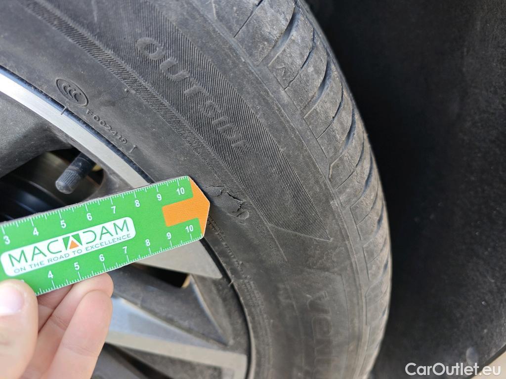  Hyundai  Tucson HYUNDAI  / 2020 / 5P / todoterreno 1.6 CRDI 100kW (136CV) 48V Tecno DCT 2C #3