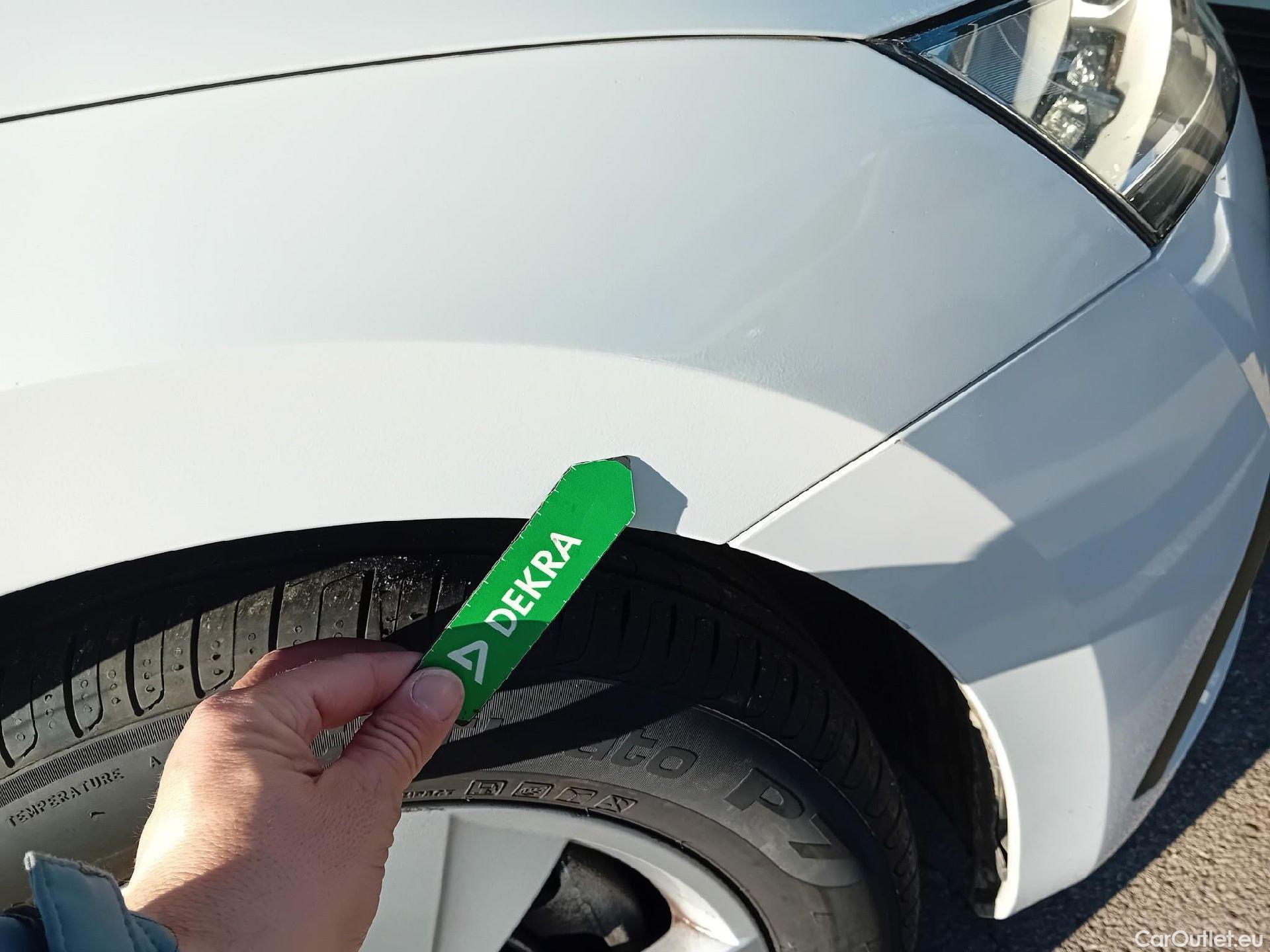  Skoda  Octavia SKODA  / 2020 / 5P / familiar Combi 1.0 TSI 81kW(110CV) DSG mHEV Ambi. #19