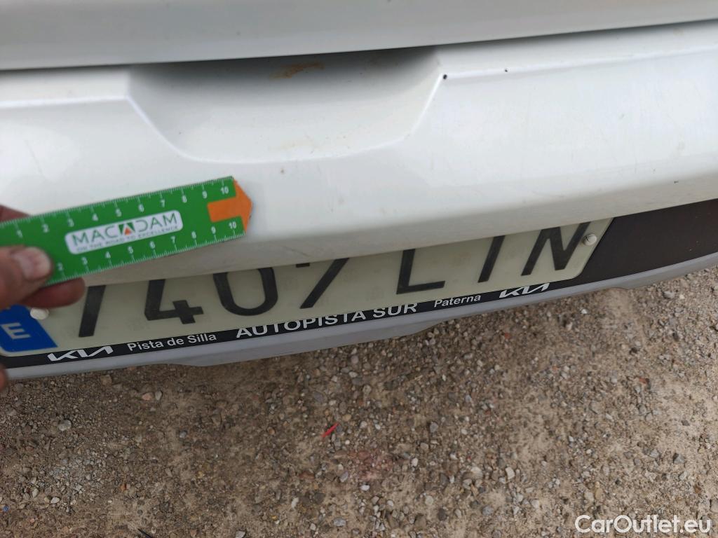  KIA  Niro KIA  / 2019 / 5P / crossover 1.6 GDi PHEV 104kW (141CV) Drive #16