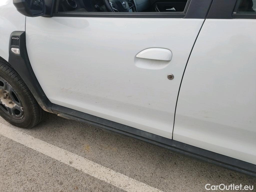  Dacia  Duster DACIA  / 2018 / 5P / todoterreno Comfort Blue dCi 85kW (115CV) 4X4 #13