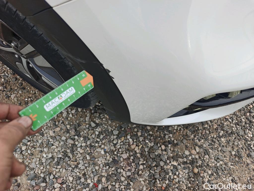  KIA  Niro KIA  / 2019 / 5P / crossover 1.6 GDi PHEV 104kW (141CV) Drive #10