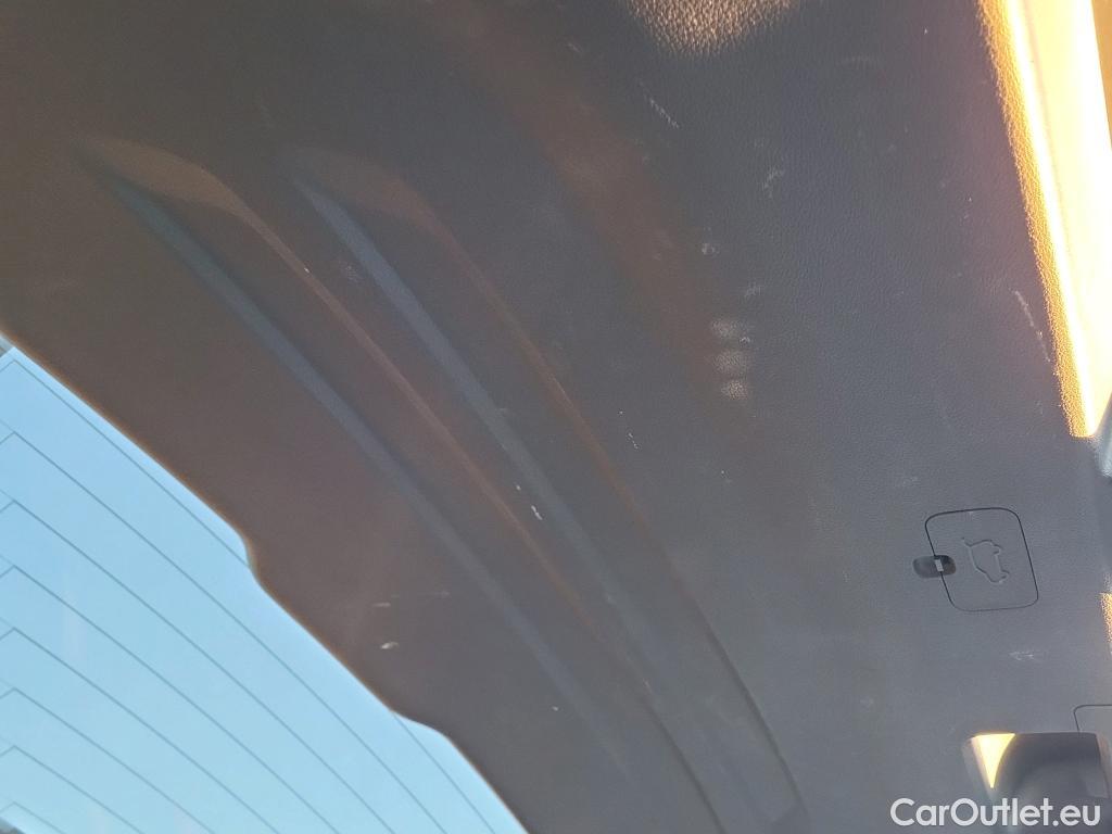  Hyundai  Santa Fe HYUNDAI  / 2021 / 5P / todoterreno 2.2 CRDi Tecno DCT 4x2 #9