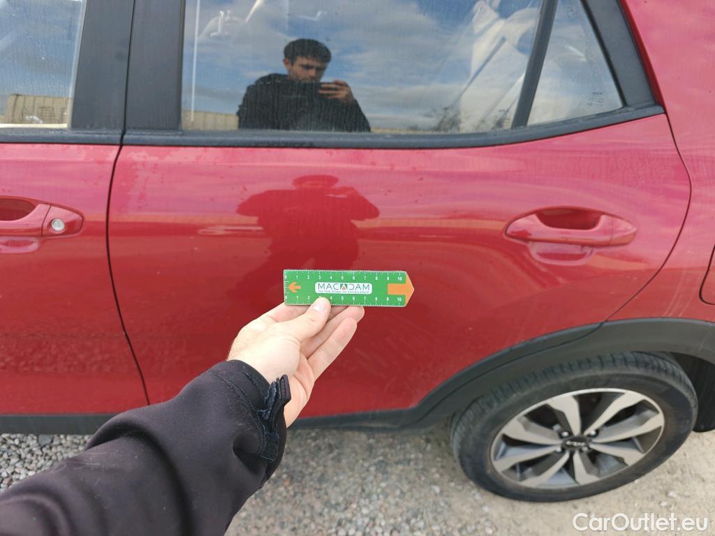  KIA  STONIC KIA  / 2017 / 5P / todoterreno 1.0 T-GDi 74kW (100CV) MHEV iMT Concept #8