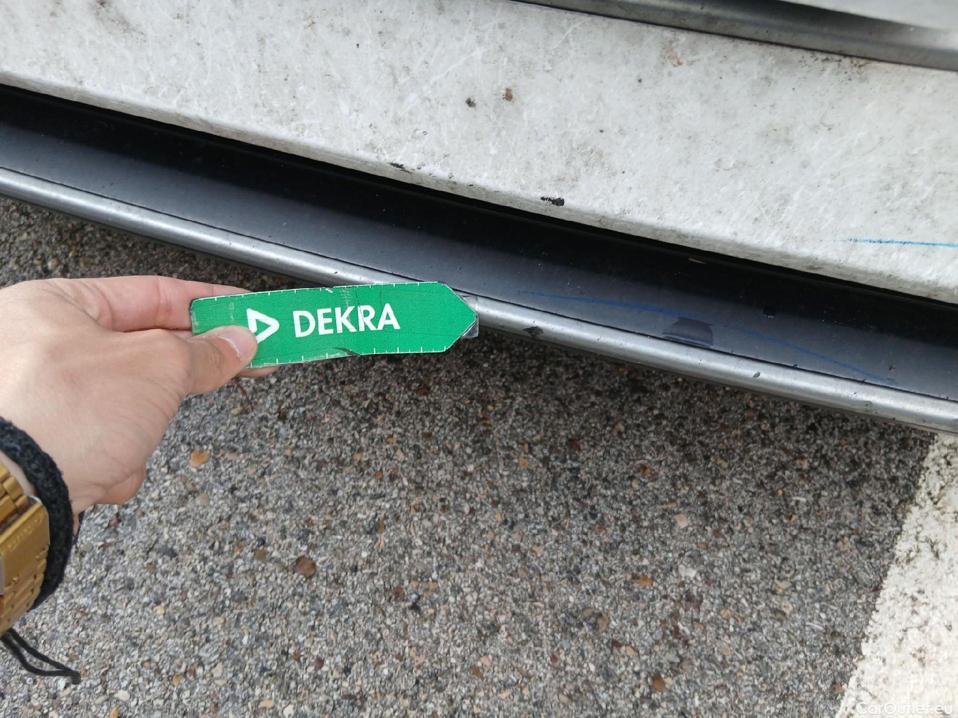  Hyundai   Ioniq HYUNDAI / 2019 / 5P / berlina con portón 1.6 GDI HEV Klass DCT #5