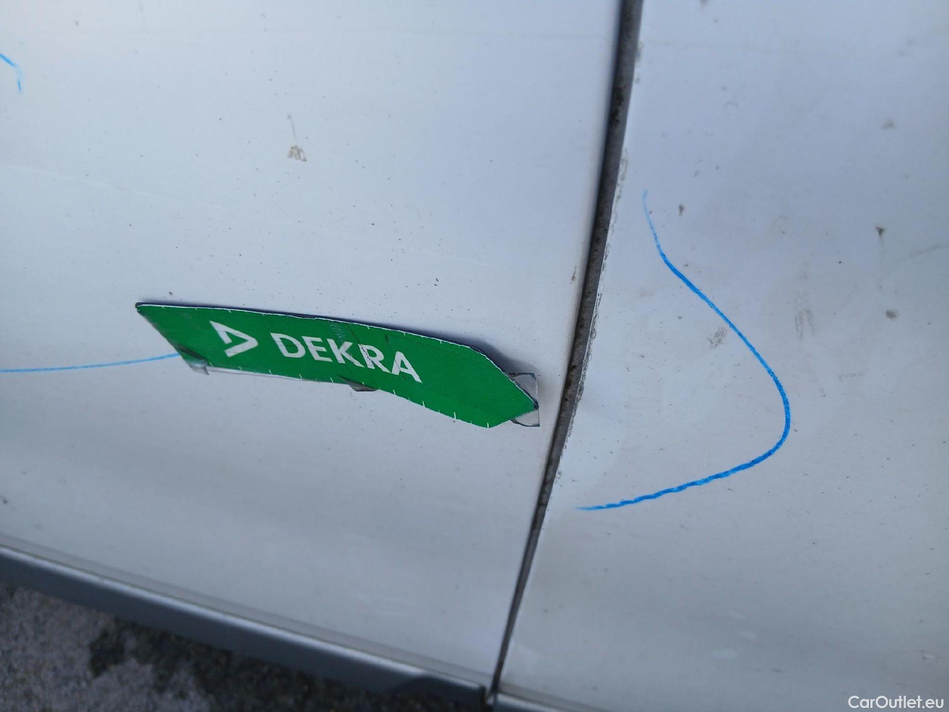  Hyundai   Ioniq HYUNDAI / 2019 / 5P / berlina con portón 1.6 GDI HEV Klass DCT #45