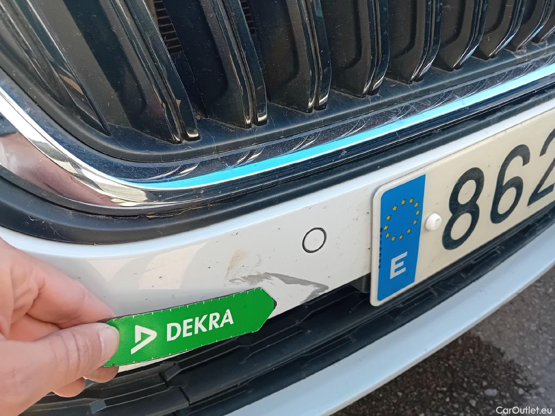  Skoda  Octavia SKODA  / 2020 / 5P / familiar Combi 1.0 TSI 81kW(110CV) DSG mHEV Ambi. #4