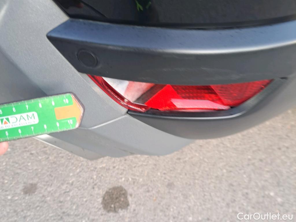  Land Rover  Range Rover Sport LAND ROVER  / 2017 / 5P / todoterreno 3.0D I6 183kW MHEV S AWD Auto. #4