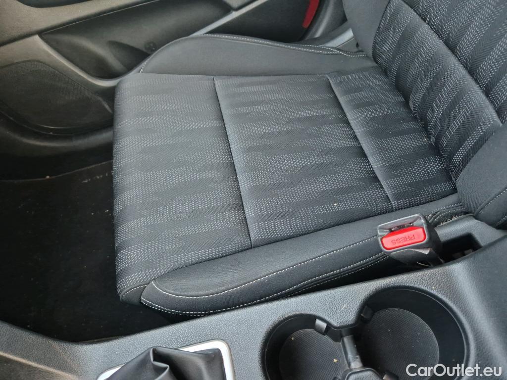  KIA  Sportage KIA  / 2018 / 5P / todoterreno 1.6 MHEV Business 100kW (136CV) 4x2 #2