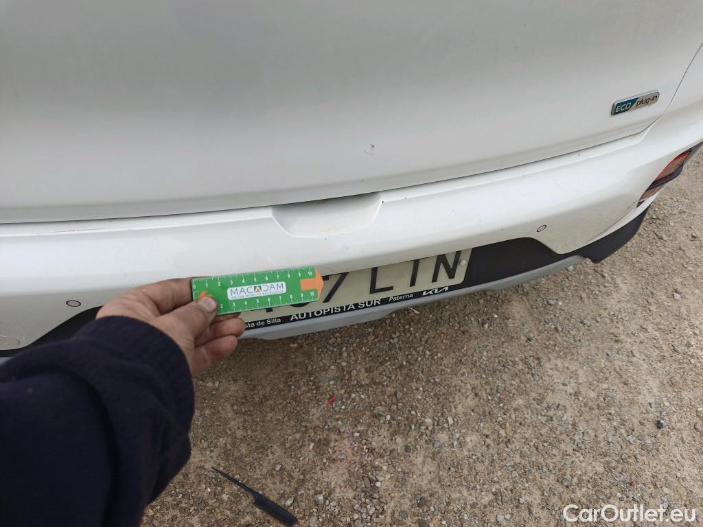  KIA  Niro KIA  / 2019 / 5P / crossover 1.6 GDi PHEV 104kW (141CV) Drive #13