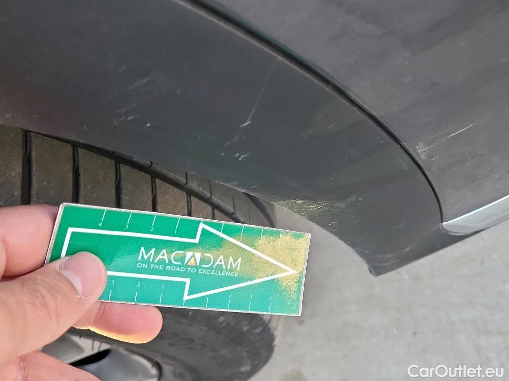  Hyundai  Santa Fe HYUNDAI  / 2021 / 5P / todoterreno 2.2 CRDi Tecno DCT 4x2 #25