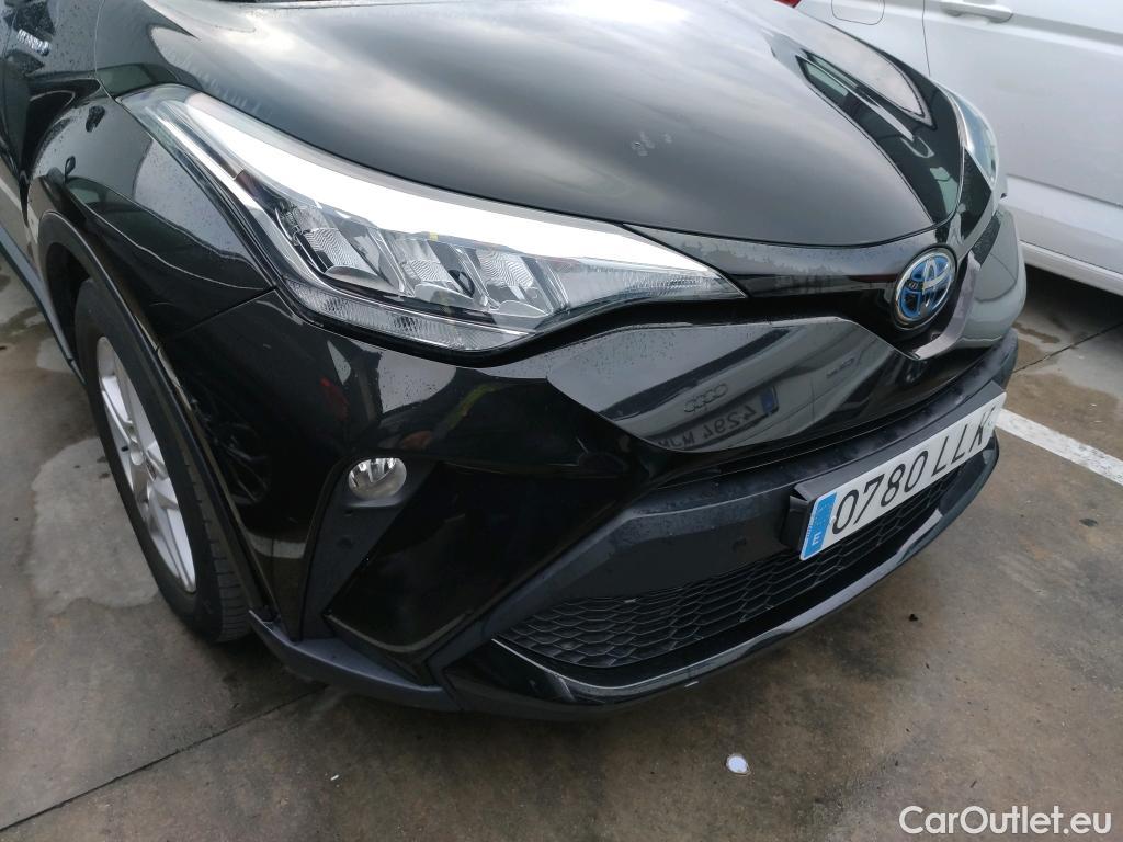  Toyota  C-HR TOYOTA  / 2019 / 5P / todoterreno 1.8 125H Active #18