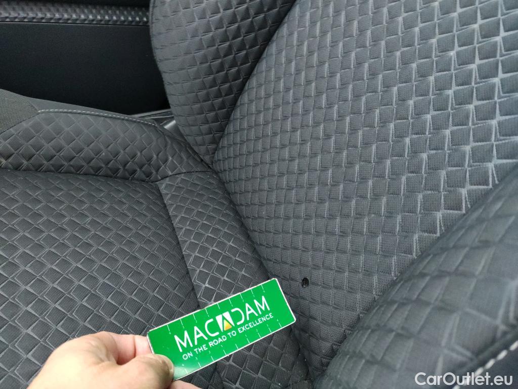  Toyota  C-HR TOYOTA  / 2019 / 5P / todoterreno 1.8 125H Active #10