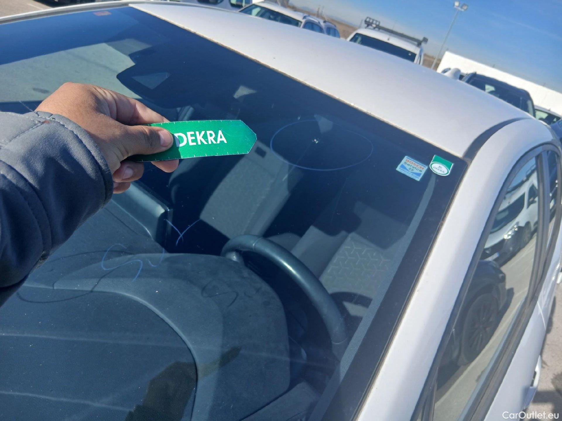  Toyota  Corolla TOYOTA  1.8 125H ACTIVE TECH E-CVT (AC3) #10