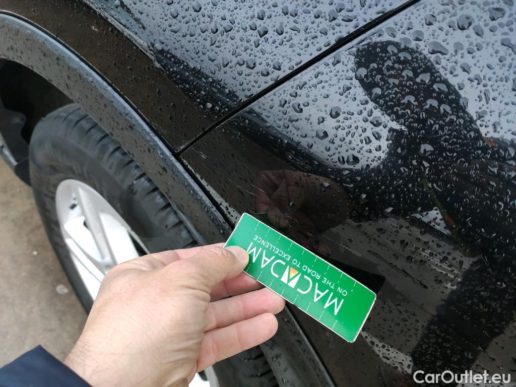  Toyota  C-HR TOYOTA  / 2019 / 5P / todoterreno 1.8 125H Active #23